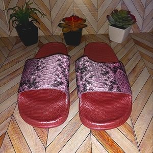 Pink flat sandles